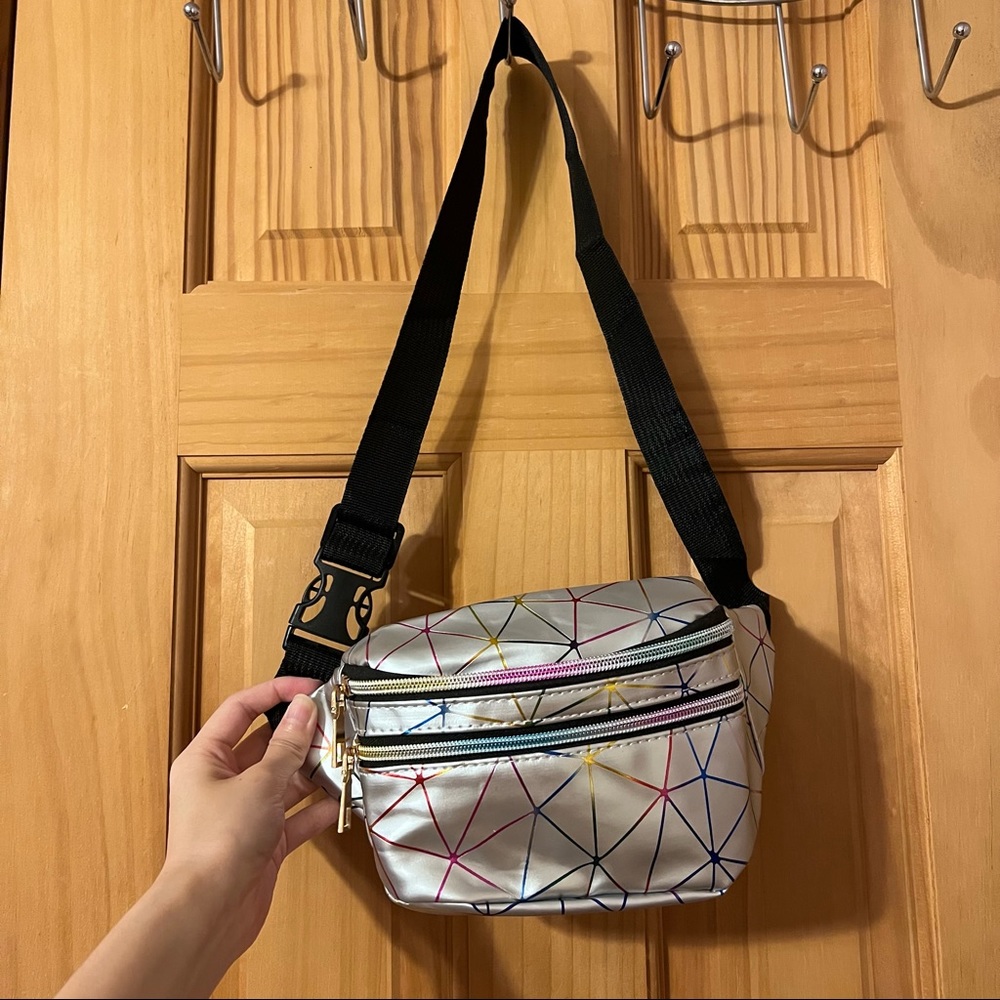 silver fanny pack w/rainbow design